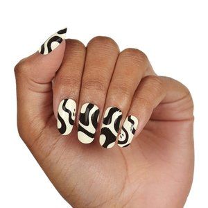 Color Street Limited Edition Fab-Boo-Lous Nail Strips